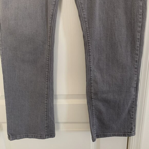 Lee Perfect Fit Straight Leg Jeans Just Below The Waist Denim Gray Size 18 S - Picture 7 of 7